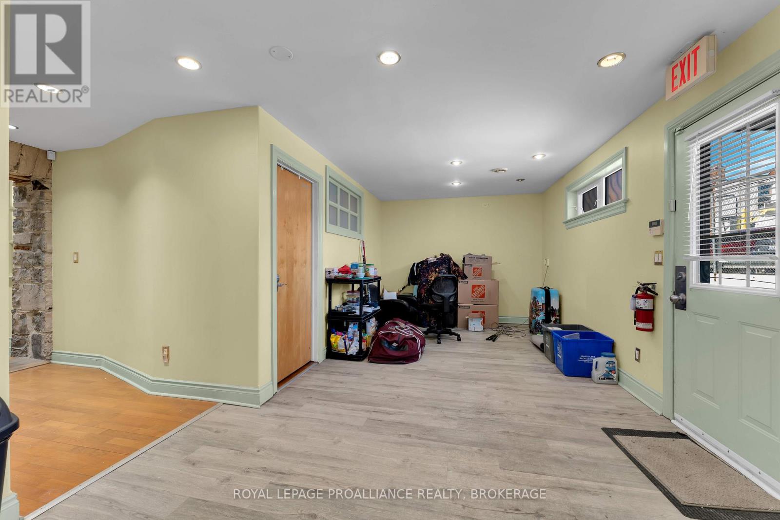 153-155 Brock Street, Kingston (Central City East), Ontario  K7L 1S2 - Photo 39 - X12476911