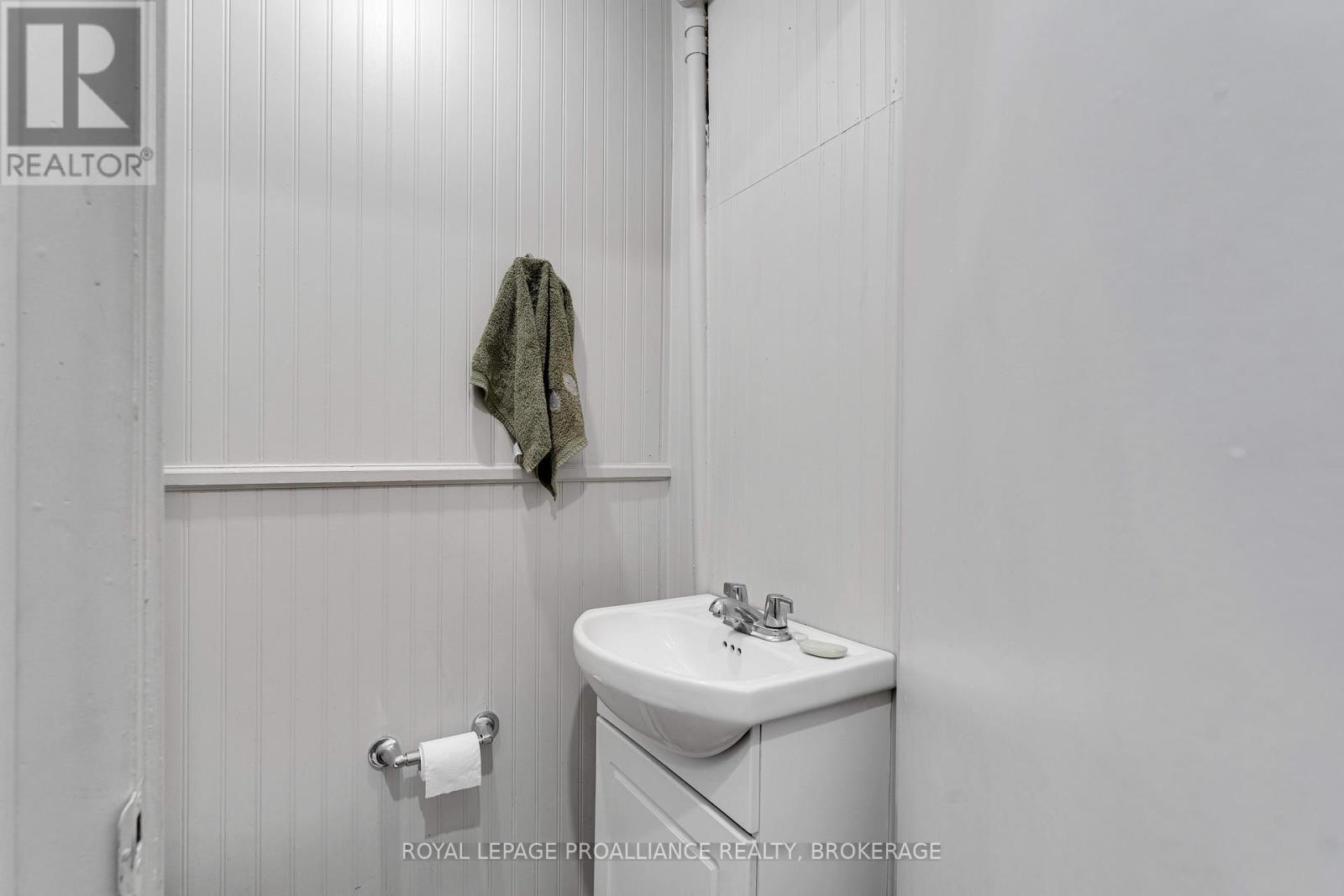 153-155 Brock Street, Kingston (Central City East), Ontario  K7L 1S2 - Photo 47 - X12476911
