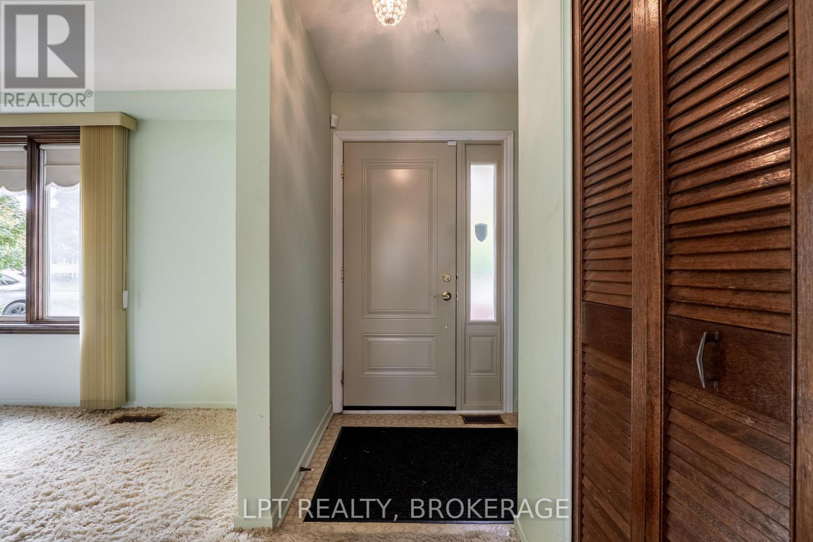 168 Braemar Road, Kingston (City Southwest), Ontario  K7M 4B8 - Photo 10 - X12476942