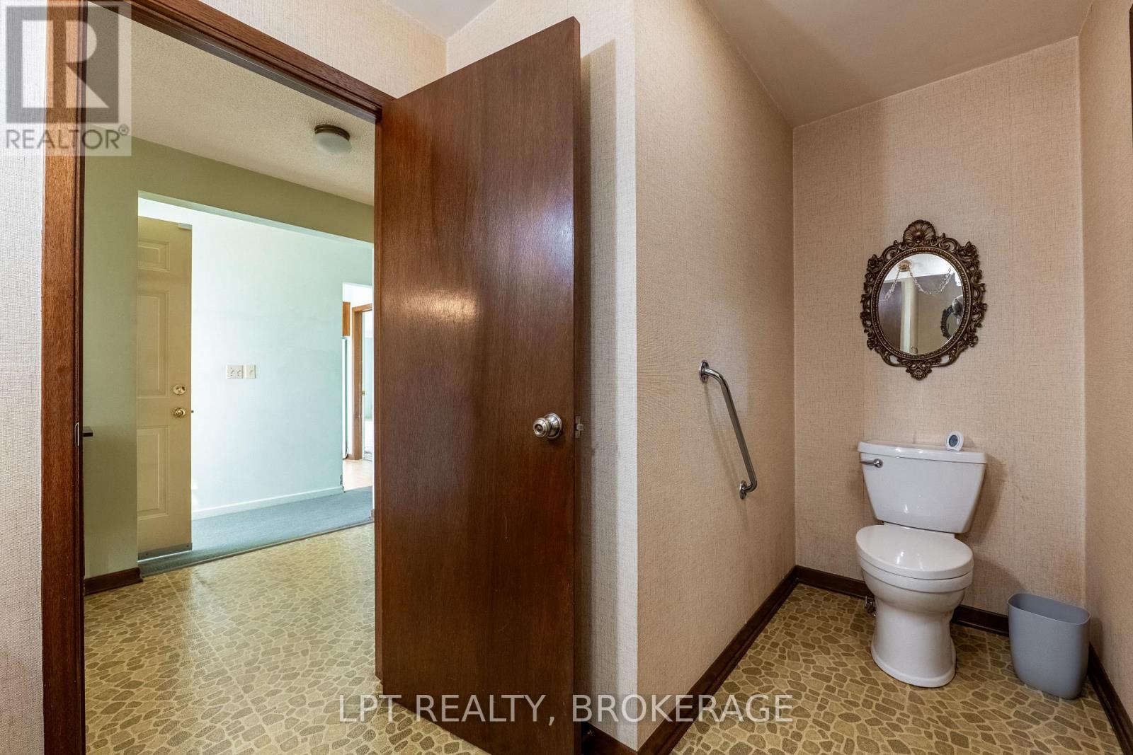 168 Braemar Road, Kingston (City Southwest), Ontario  K7M 4B8 - Photo 25 - X12476942