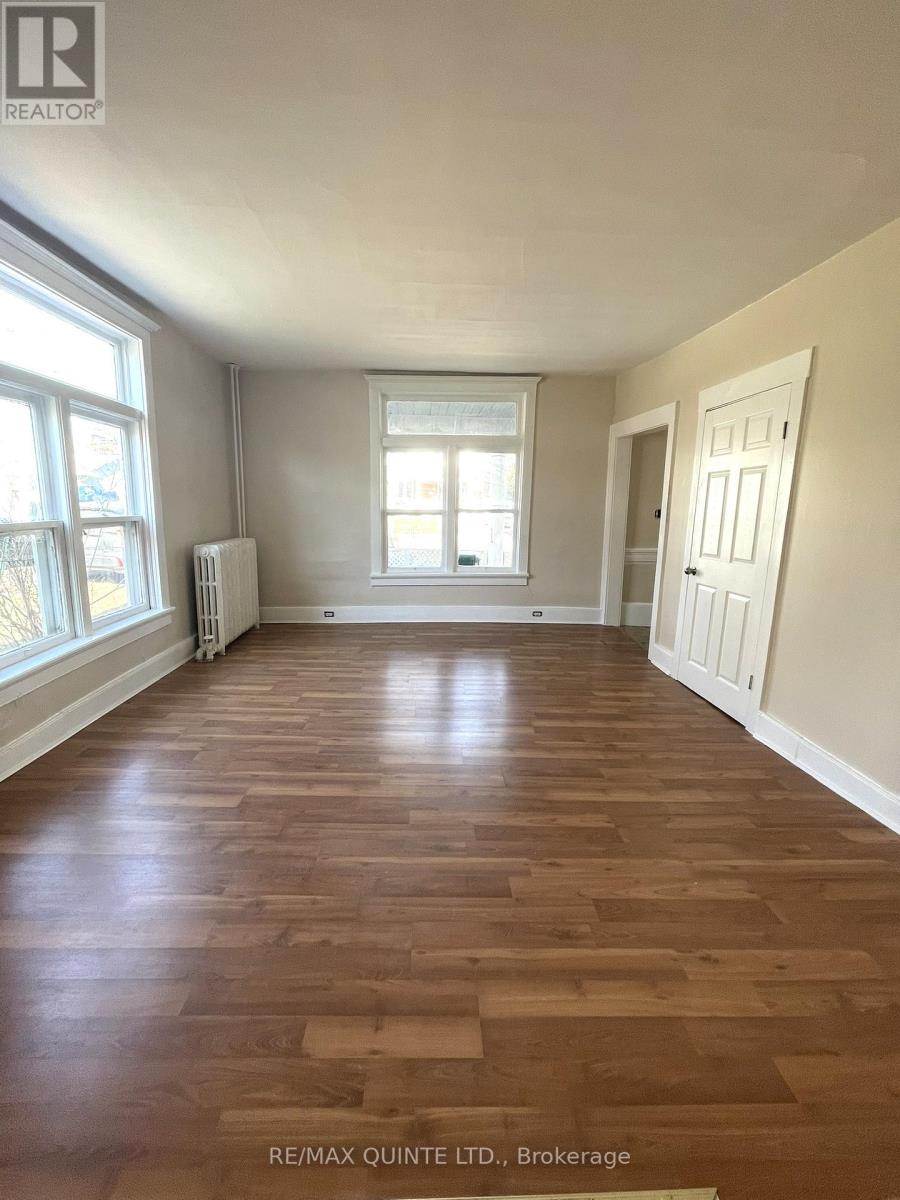 73/75 Queen Street, Belleville, Ontario K8N 3M3 - Photo 14 - X12476905