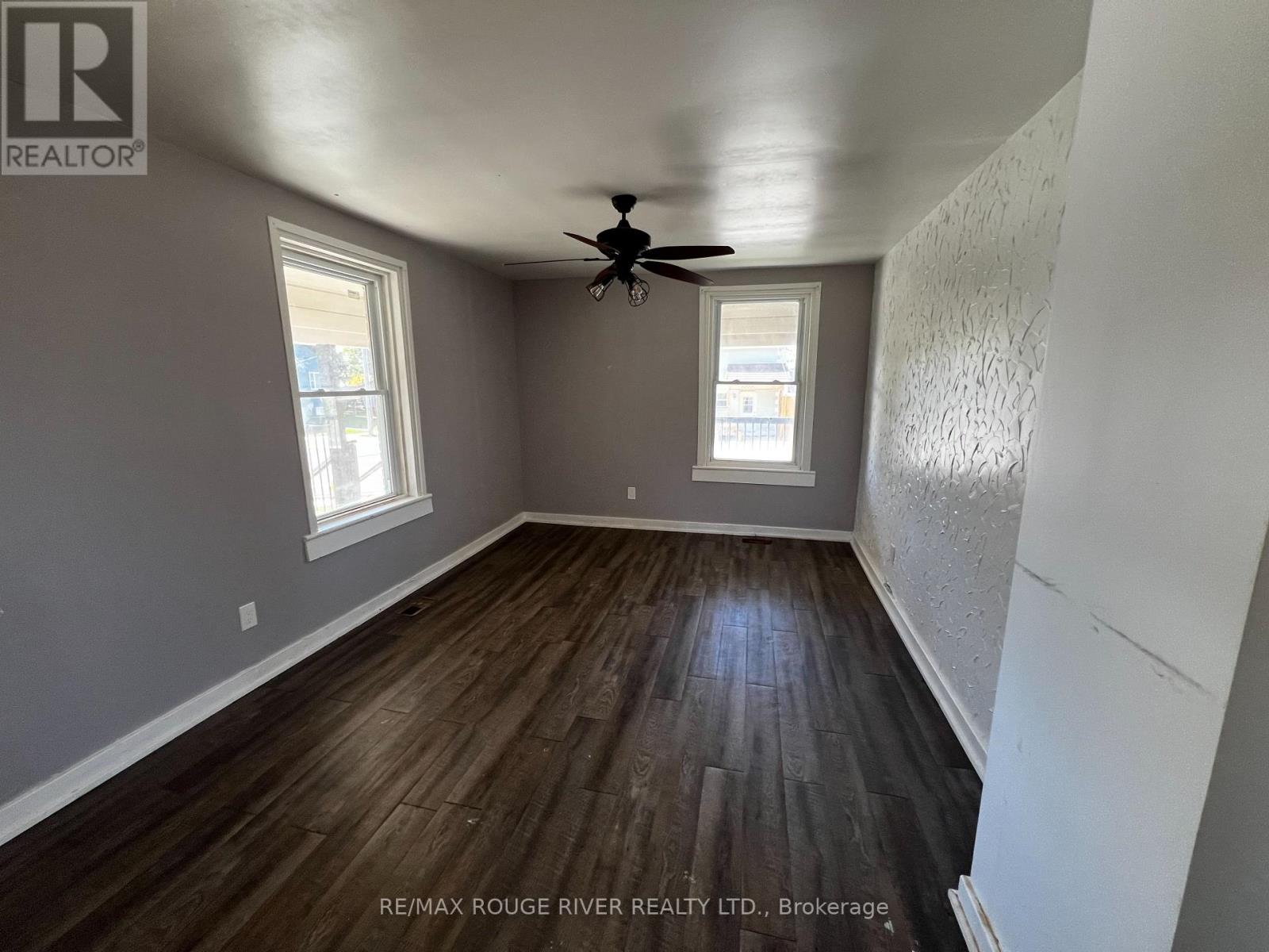 88 King Street, Kawartha Lakes, Ontario  K9V 1C9 - Photo 10 - X12476947