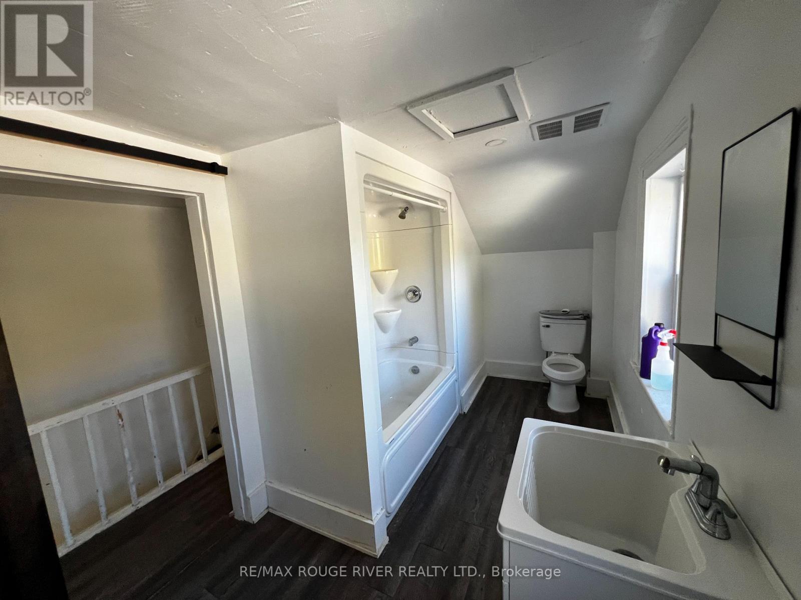 88 King Street, Kawartha Lakes, Ontario  K9V 1C9 - Photo 14 - X12476947
