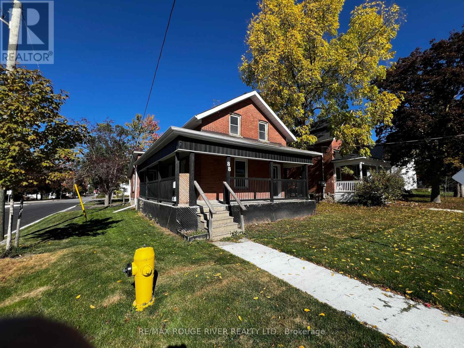 88 King Street, Kawartha Lakes, Ontario  K9V 1C9 - Photo 2 - X12476947