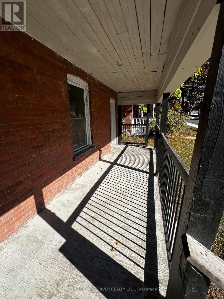 88 King Street, Kawartha Lakes, Ontario  K9V 1C9 - Photo 3 - X12476947