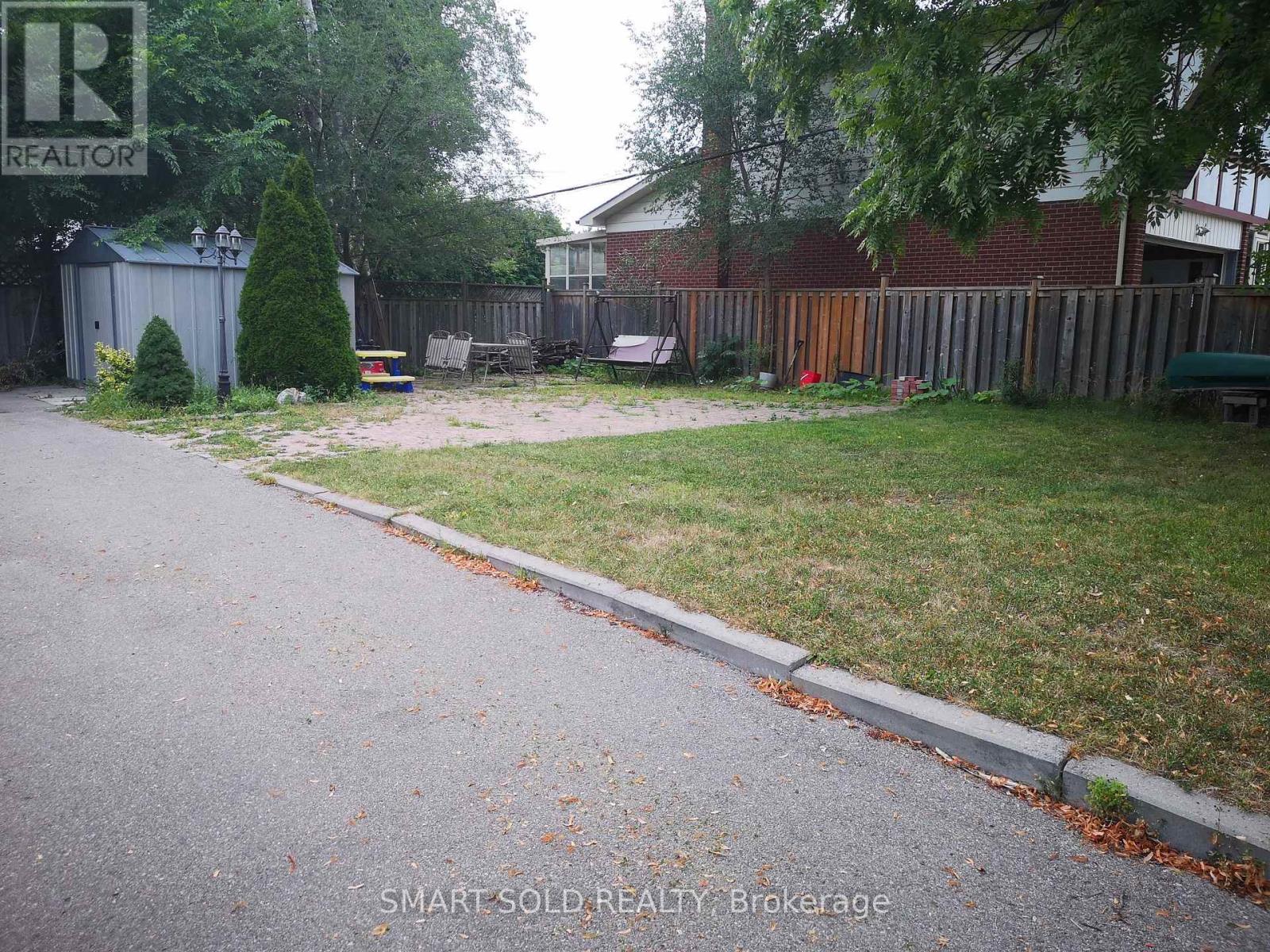 Main - 58 Emmeline Crescent, Toronto, Ontario  M1S 1L2 - Photo 3 - E12476762