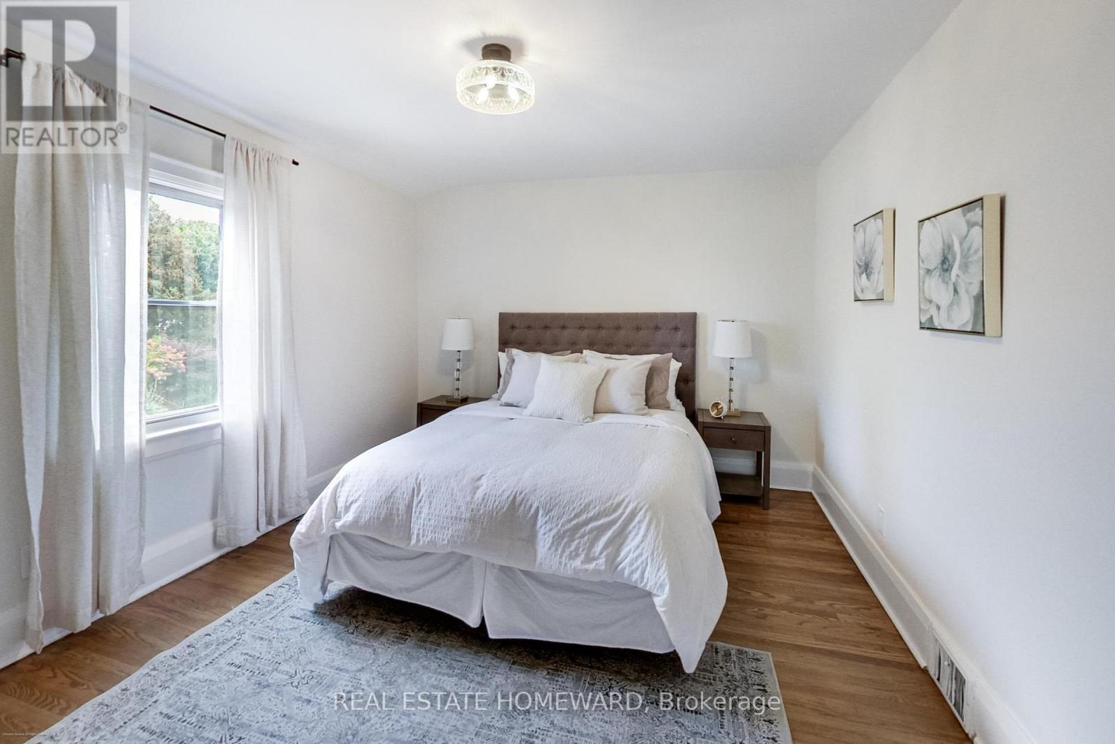 255 Westlake Avenue, Toronto, Ontario  M4C 4T3 - Photo 21 - E12476782
