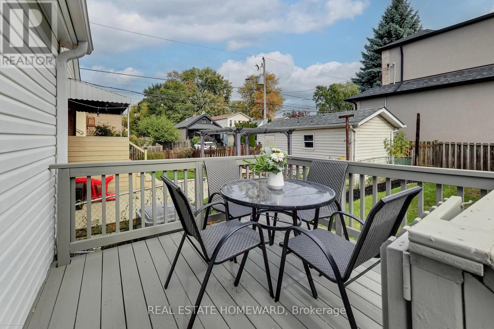 255 Westlake Avenue, Toronto, Ontario  M4C 4T3 - Photo 31 - E12476782