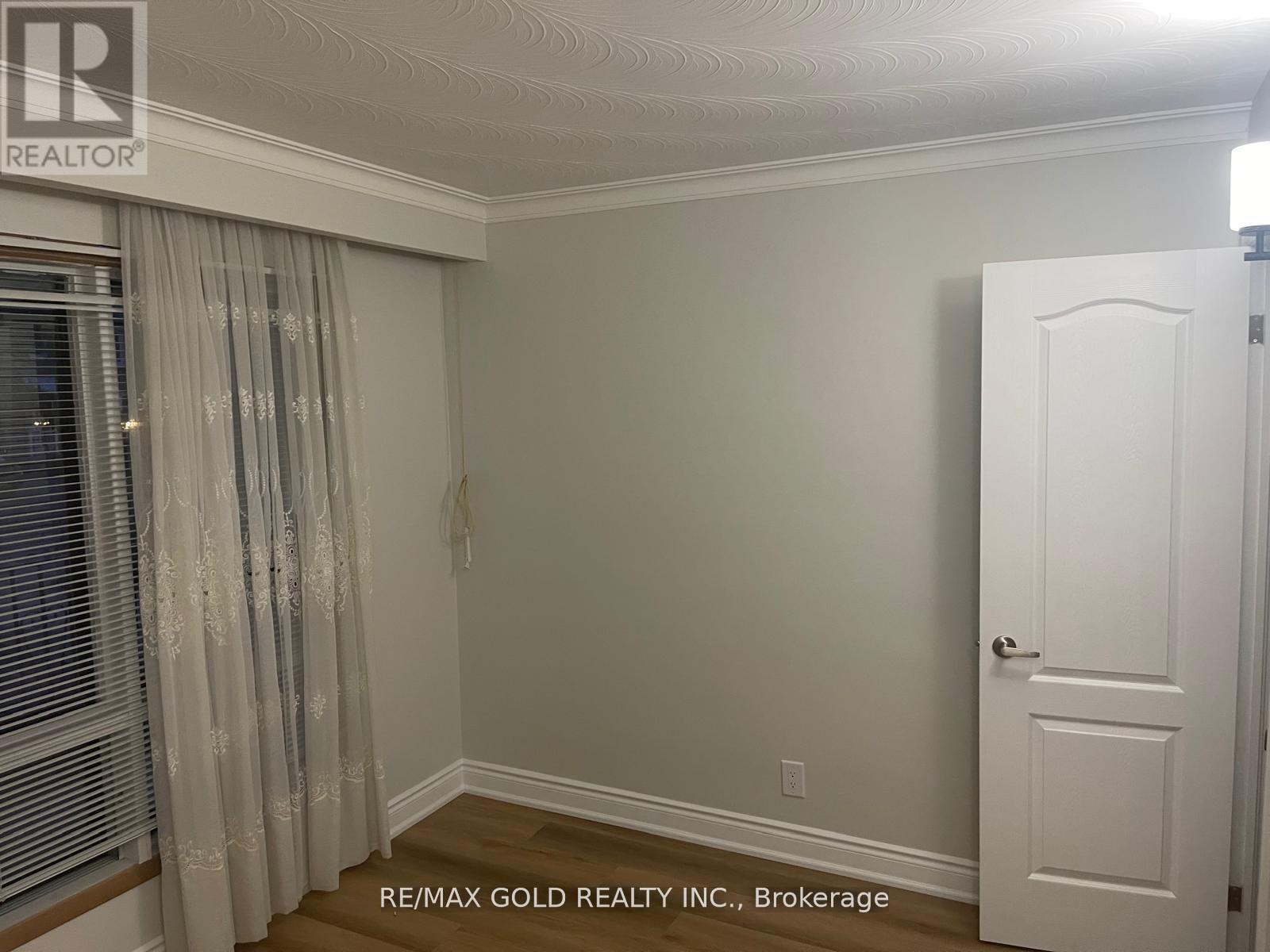 39 Magnolia Avenue, Toronto, Ontario  M1K 3K3 - Photo 11 - E12476795