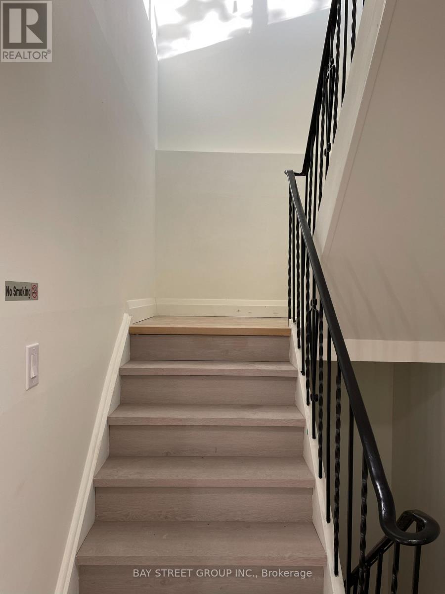 3 - 517 Harris Court, Whitby, Ontario  L1N 3C6 - Photo 3 - E12476811