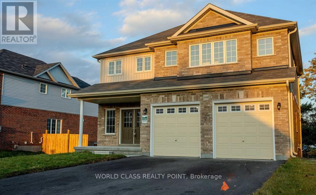 109 Merivale Court, Oshawa, Ontario  L1H 8S4 - Photo 4 - E12476817