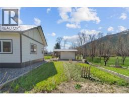 152 Salmon River Road