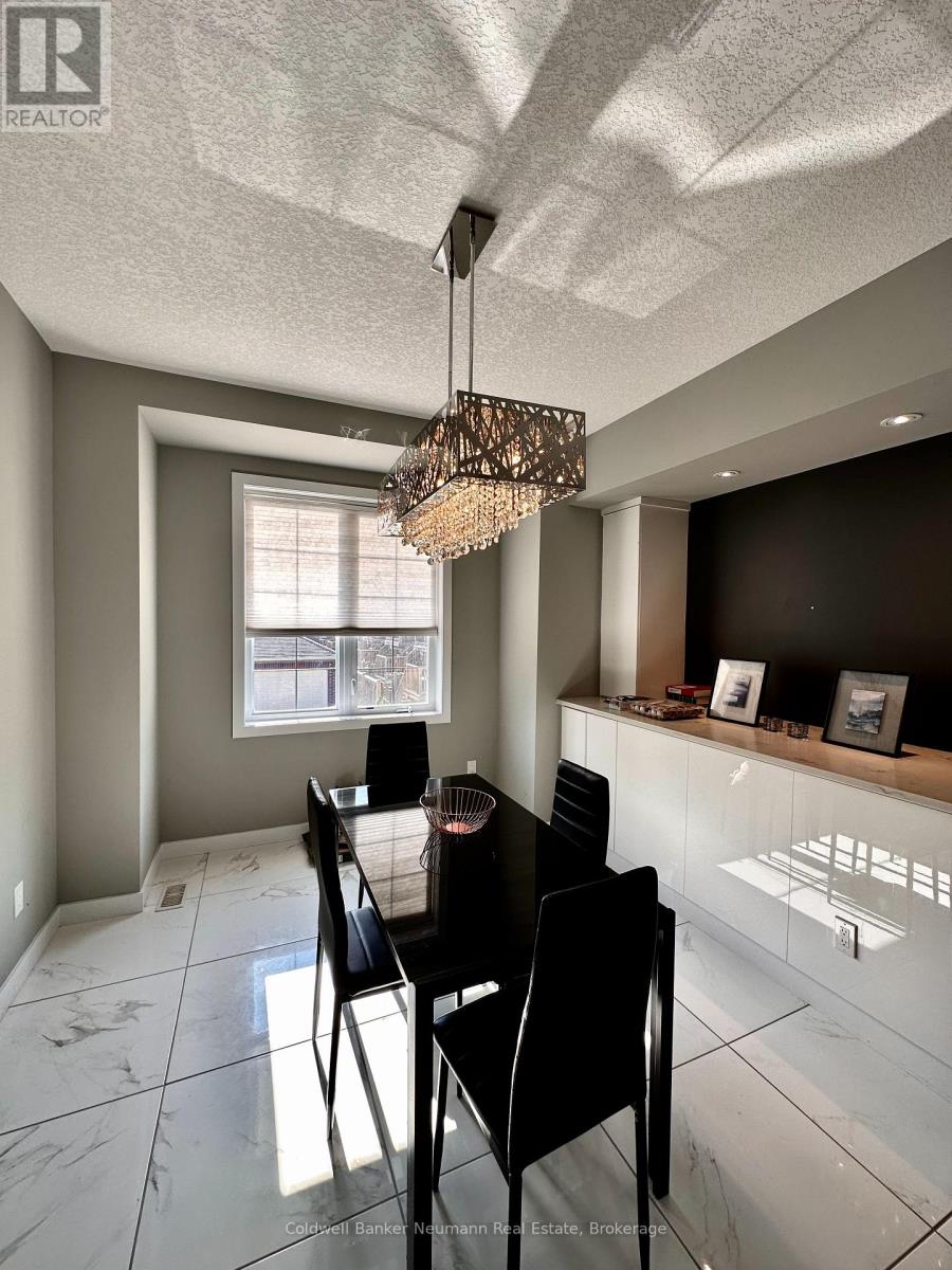 4 - 72 York Road, Guelph, Ontario  N1E 0M3 - Photo 5 - X12476831