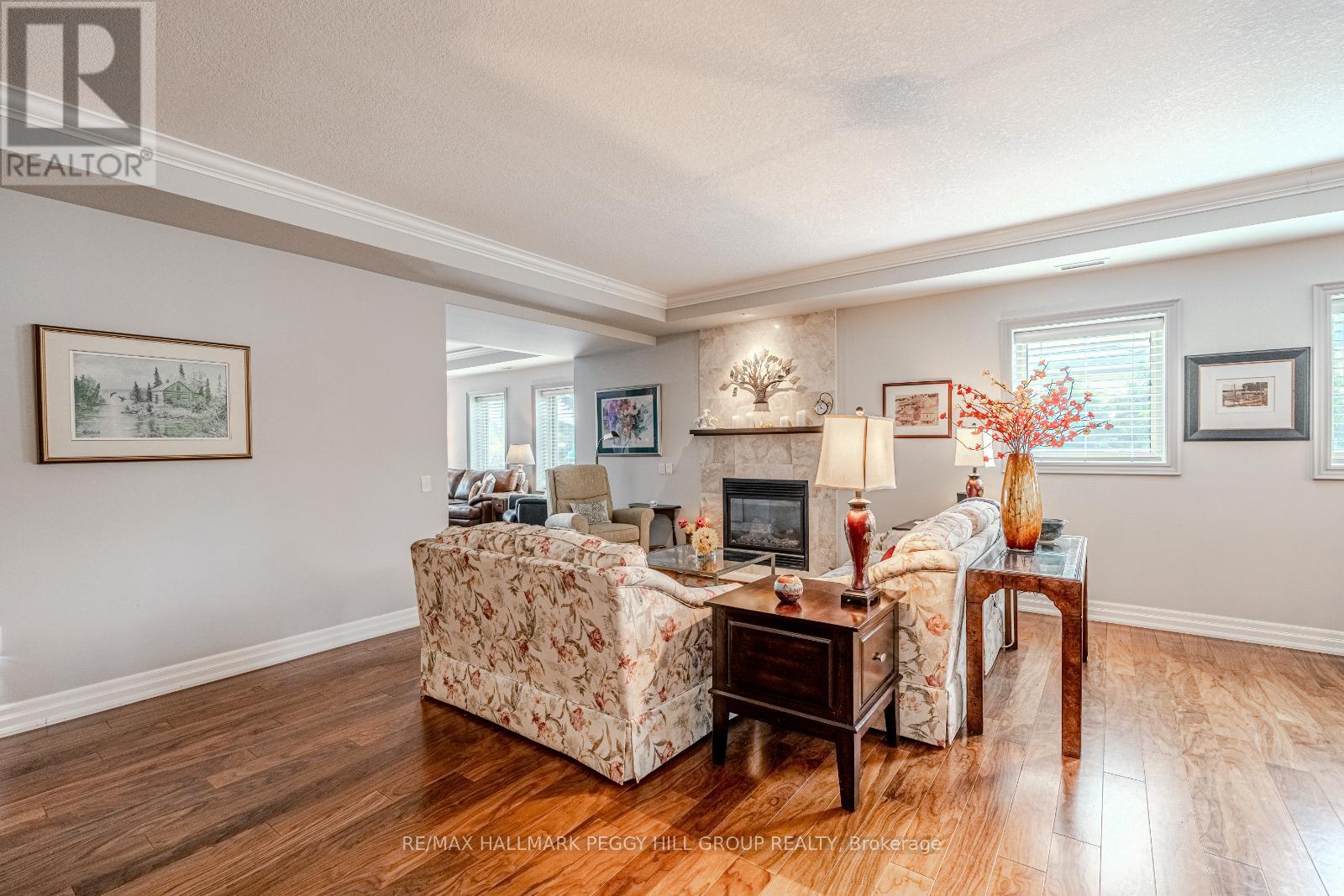 207 - 130 Steamship Bay Road, Gravenhurst (Muskoka (S)), Ontario  P1P 1Z9 - Photo 10 - X12308293