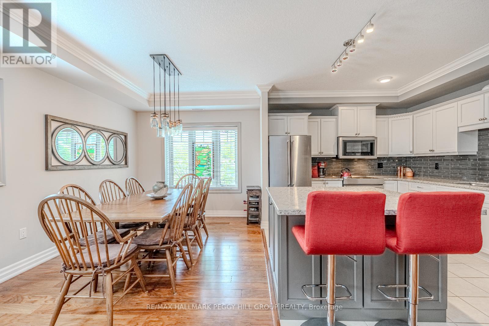207 - 130 Steamship Bay Road, Gravenhurst (Muskoka (S)), Ontario  P1P 1Z9 - Photo 5 - X12308293