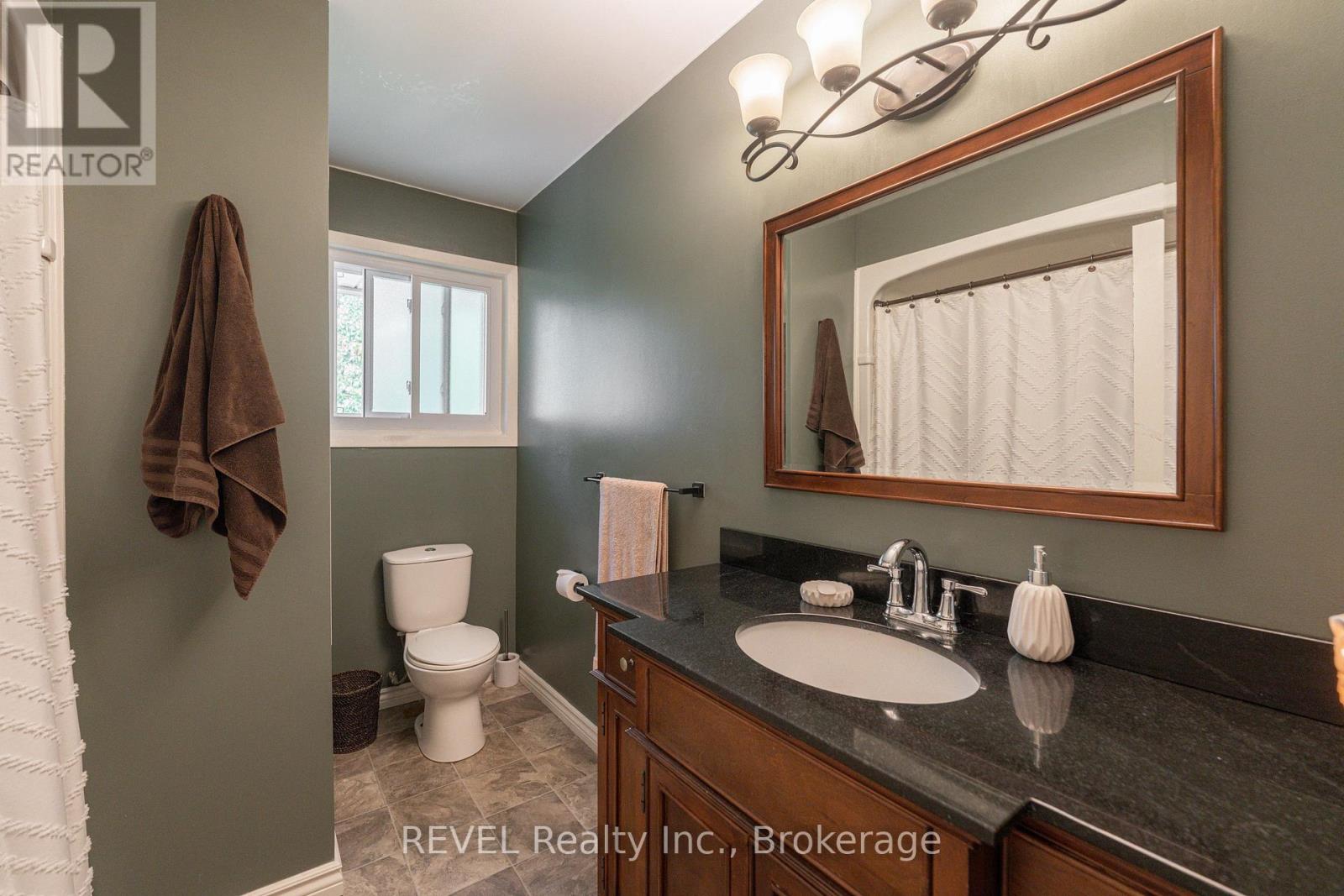 164 Diltz Road, Haldimand, Ontario  N1A 2V8 - Photo 13 - X12476849