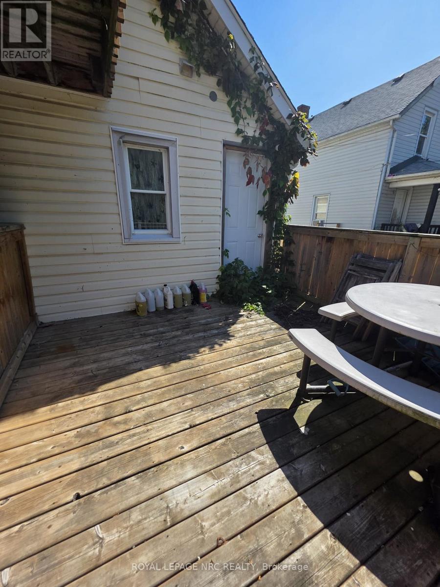 154 Fares Street, Port Colborne, Ontario  L3K 1W2 - Photo 18 - X12476957
