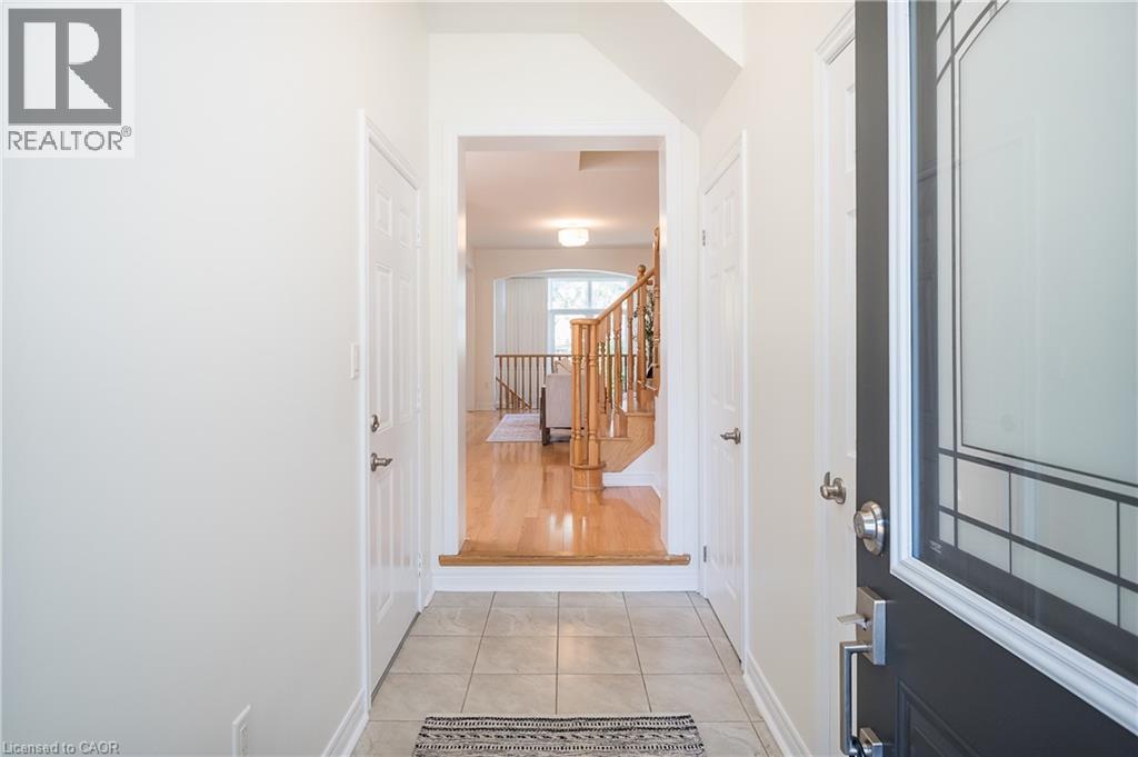 10 Cedarcrest Street, Caledon, Ontario  L7C 3P9 - Photo 4 - 40781456