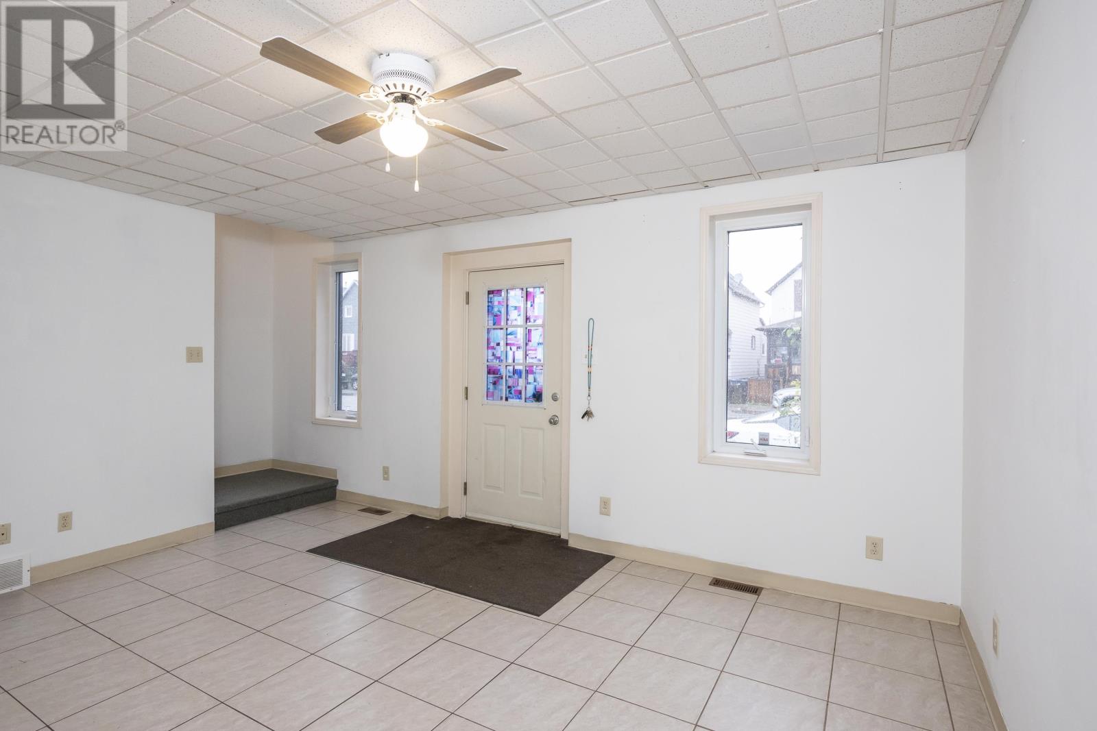 126 Heron St, Thunder Bay, Ontario  P7C 2M3 - Photo 2 - TB253289