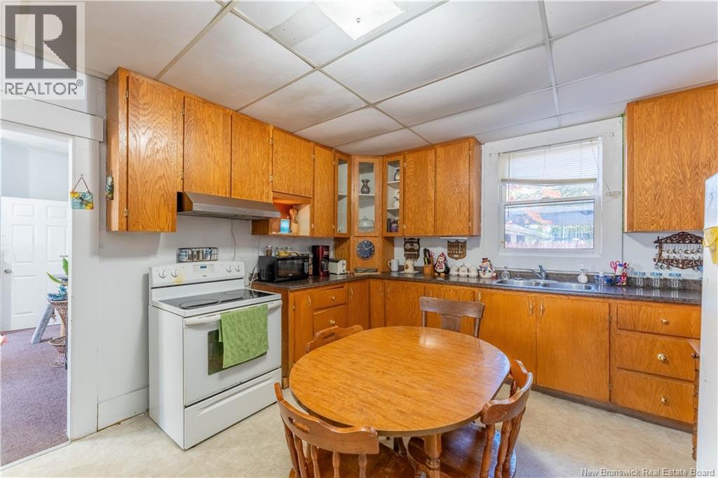 15 Veazey Street, St. Stephen, New Brunswick  E3L 2E8 - Photo 12 - NB128228