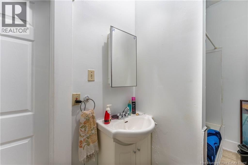 15 Veazey Street, St. Stephen, New Brunswick  E3L 2E8 - Photo 23 - NB128228