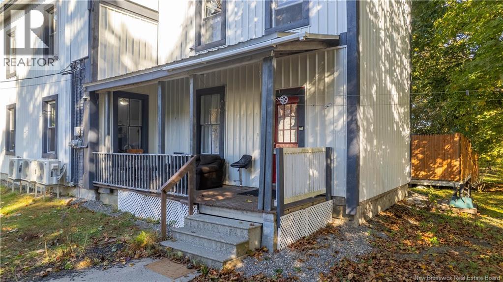 15 Veazey Street, St. Stephen, New Brunswick  E3L 2E8 - Photo 8 - NB128228