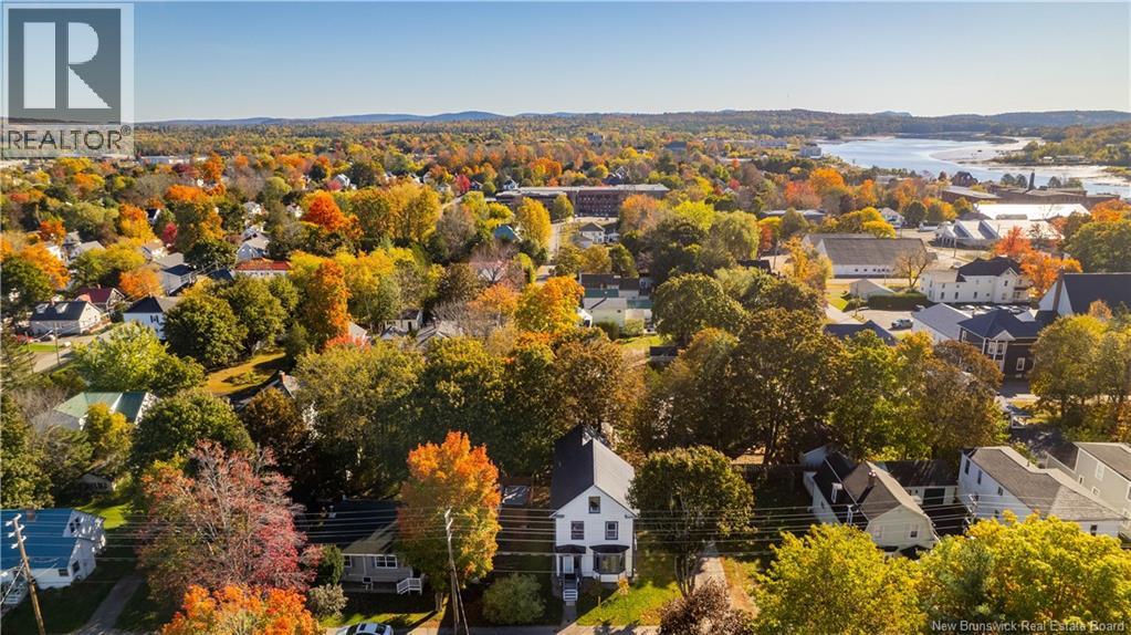 15 Veazey Street, St. Stephen, New Brunswick  E3L 2E8 - Photo 10 - NB128228