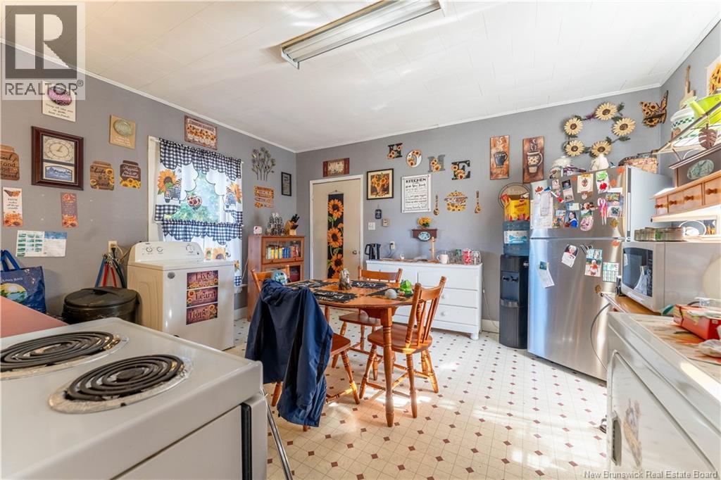 15 Veazey Street, St. Stephen, New Brunswick  E3L 2E8 - Photo 45 - NB128228