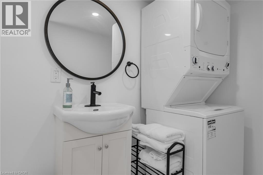 16 Golden Boulevard E Unit# 2, Welland, Ontario  L3B 1H2 - Photo 19 - 40781444