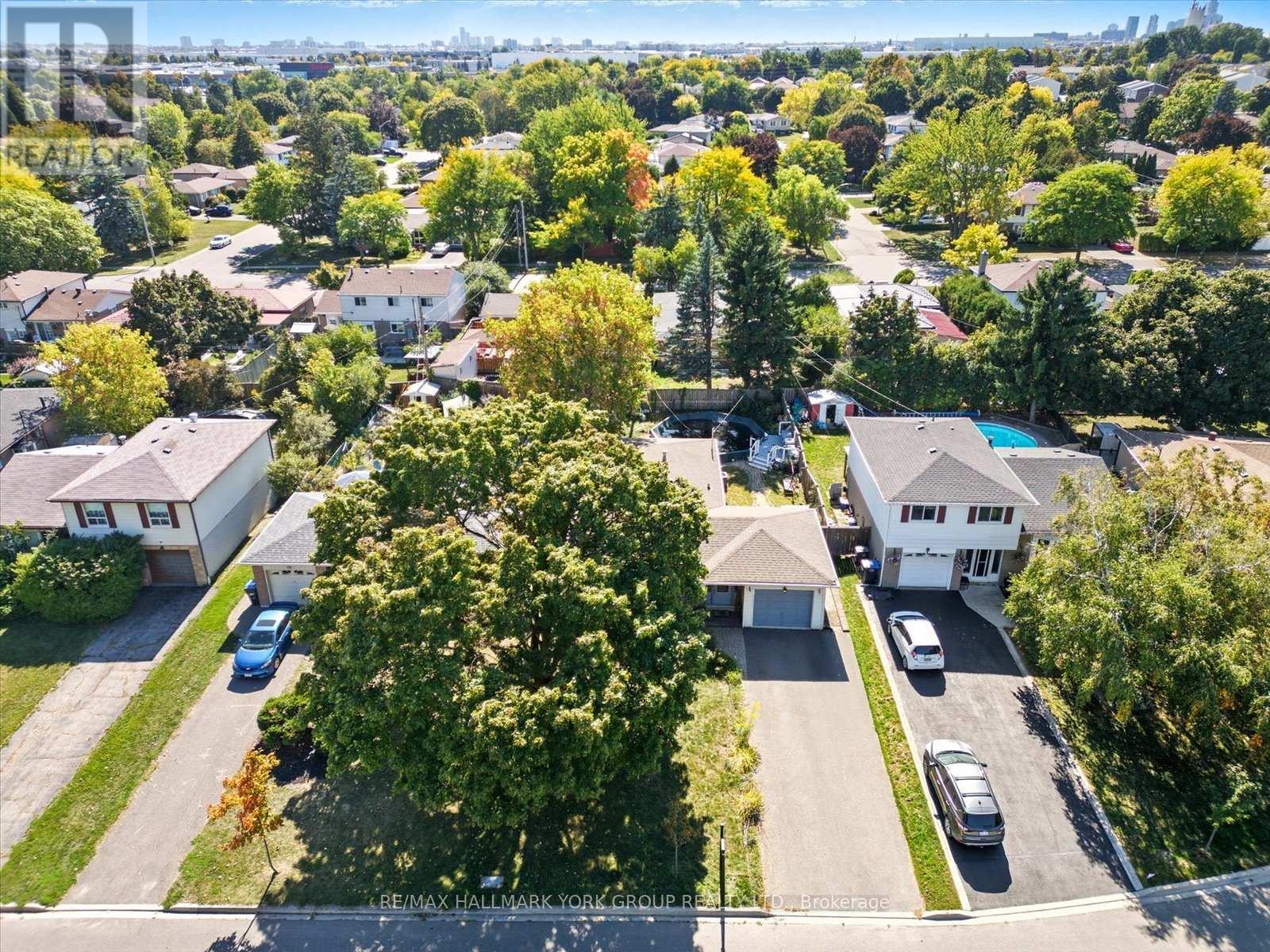 27 Bromley Crescent, Brampton, Ontario  L6T 1Z2 - Photo 49 - W12476757