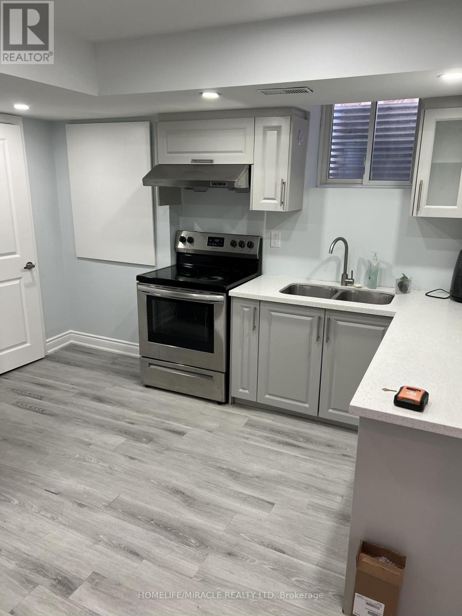 Basement - 7547 Saint Barbara Boulevard, Mississauga, Ontario  L5W 0B6 - Photo 5 - W12476759