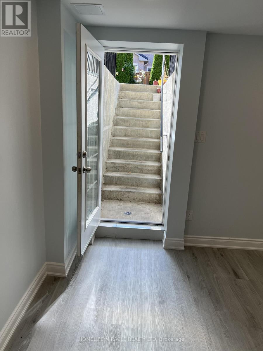 Basement - 7547 Saint Barbara Boulevard, Mississauga, Ontario  L5W 0B6 - Photo 9 - W12476759