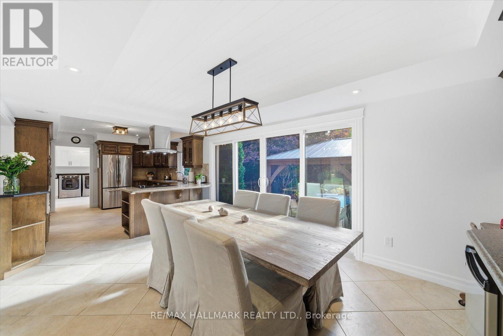 12 Glenn Court, Caledon, Ontario  L7K 0P2 - Photo 10 - W12476774