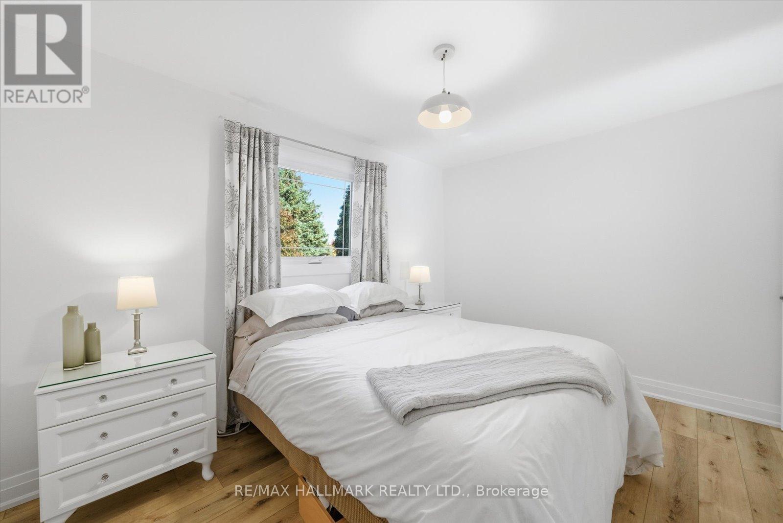12 Glenn Court, Caledon, Ontario  L7K 0P2 - Photo 17 - W12476774