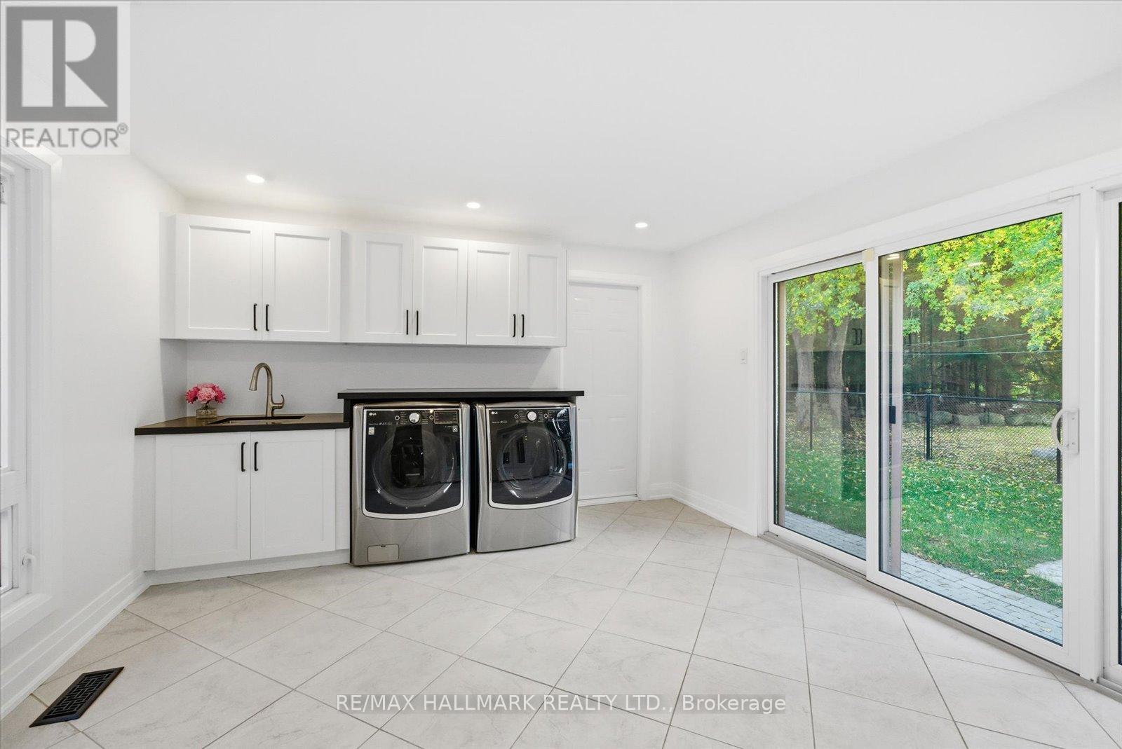 12 Glenn Court, Caledon, Ontario  L7K 0P2 - Photo 21 - W12476774