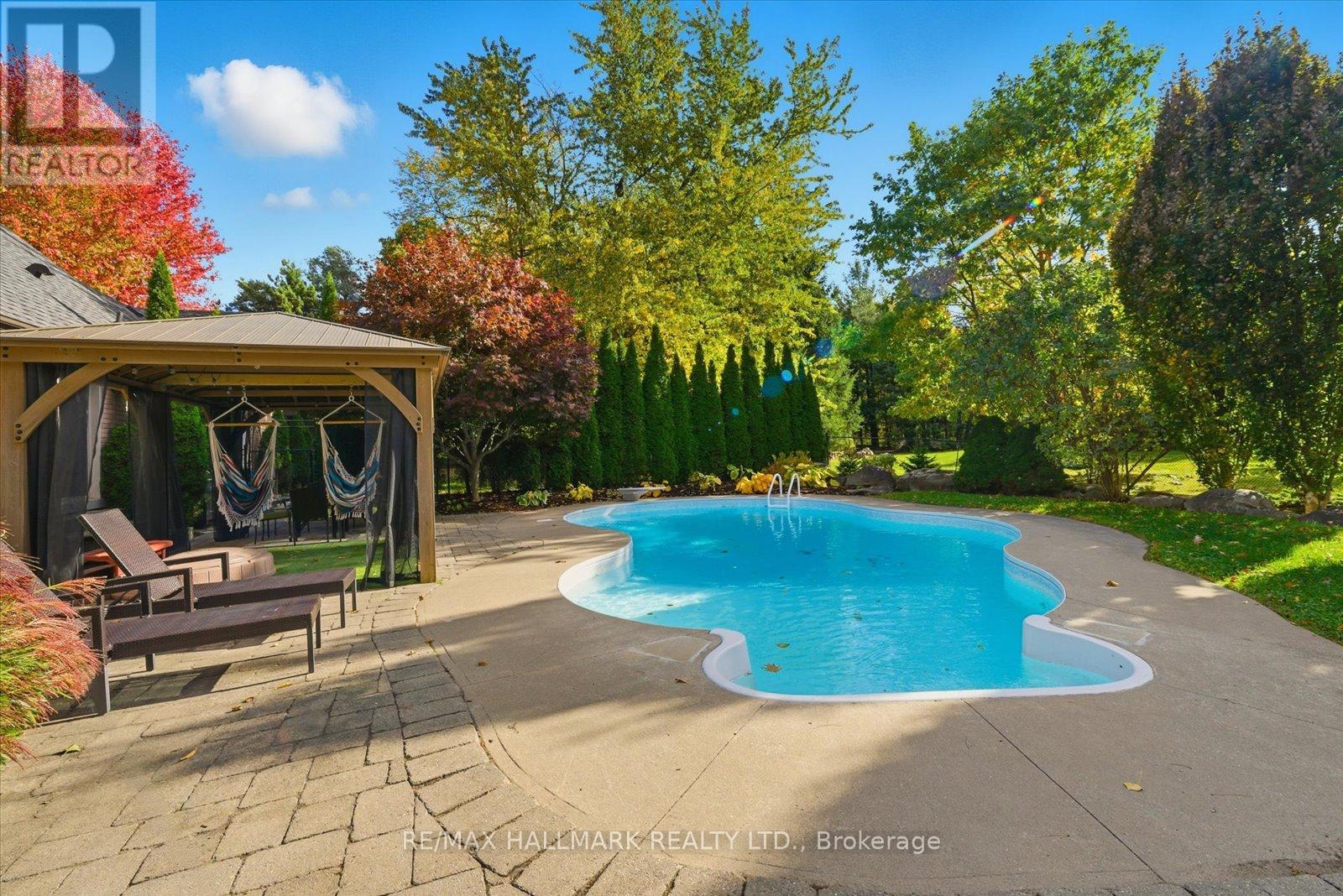 12 Glenn Court, Caledon, Ontario  L7K 0P2 - Photo 39 - W12476774