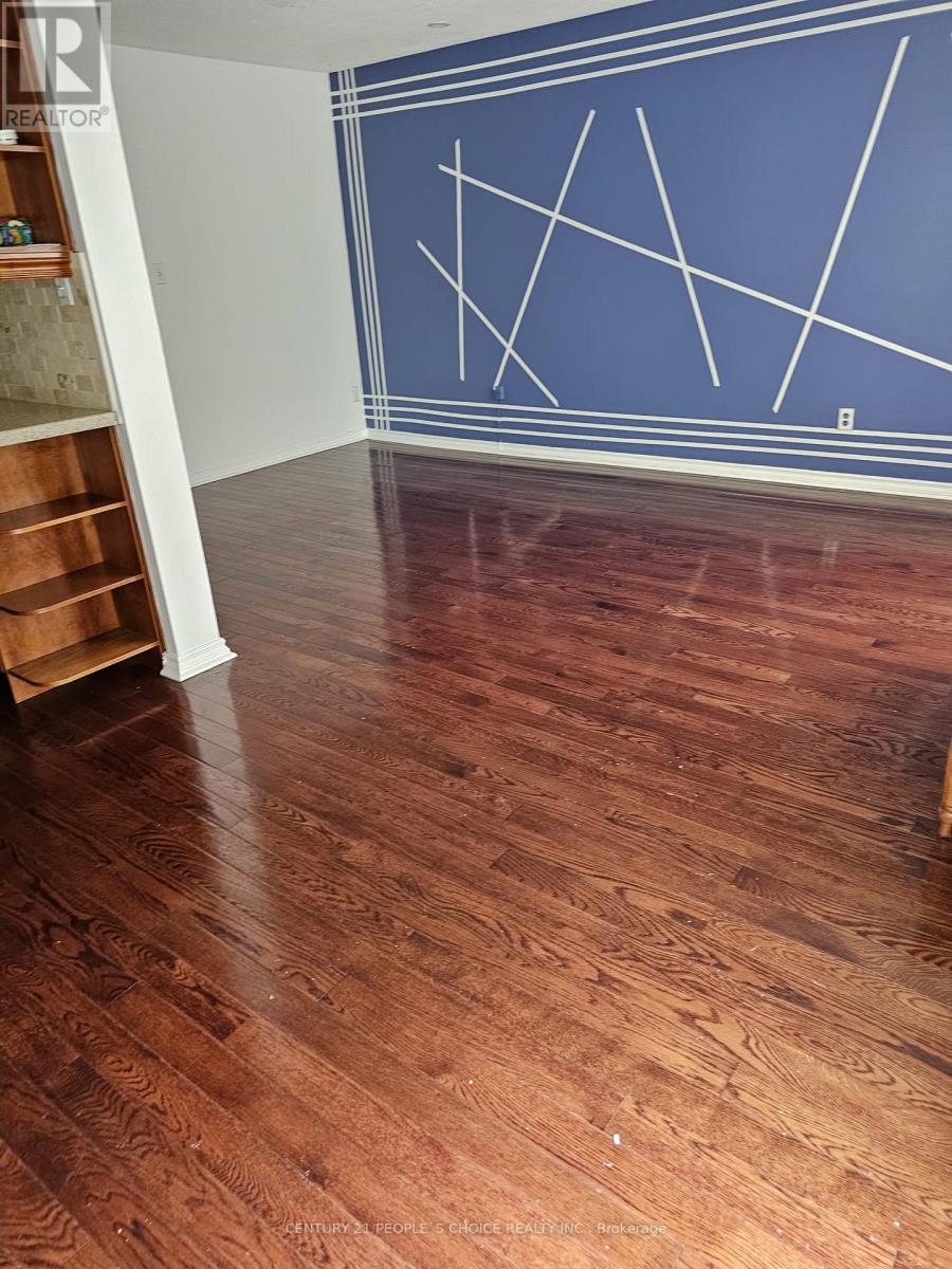 47 - 3525 Brandon Gate Drive, Mississauga, Ontario  L4T 3M3 - Photo 5 - W12476780