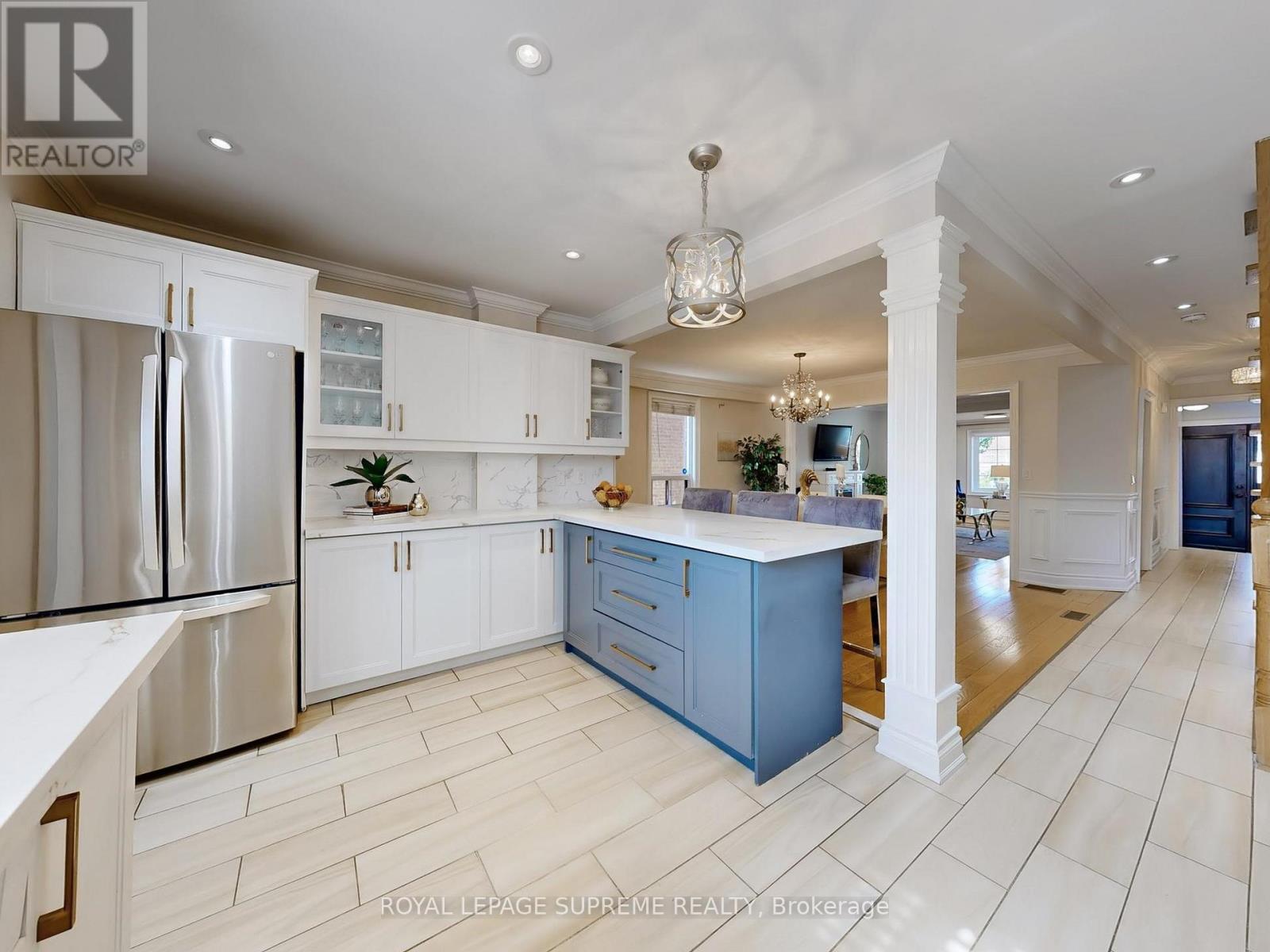 310 Nairn Avenue, Toronto, Ontario  M6E 4H8 - Photo 12 - W12476805