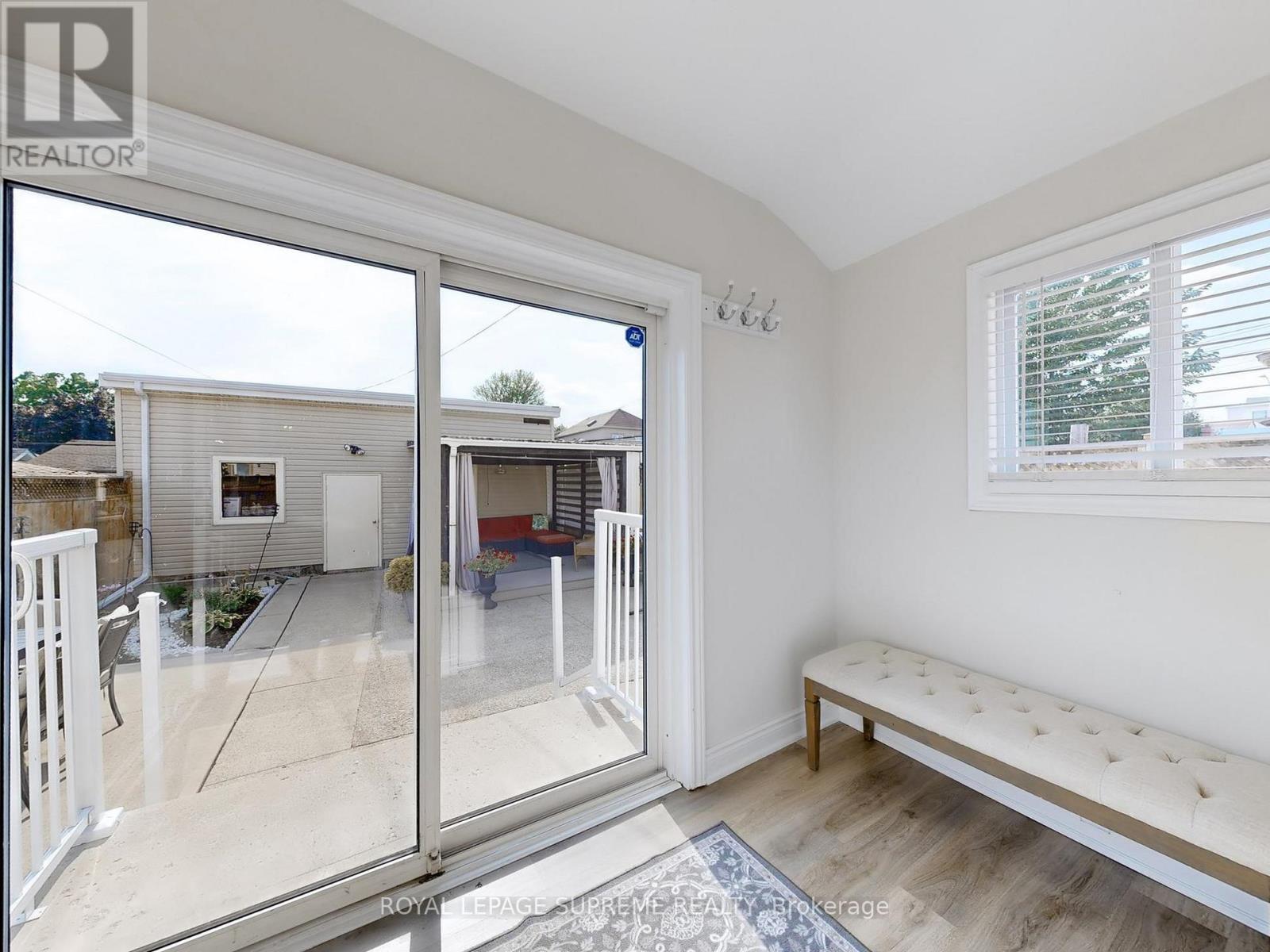 310 Nairn Avenue, Toronto, Ontario  M6E 4H8 - Photo 14 - W12476805
