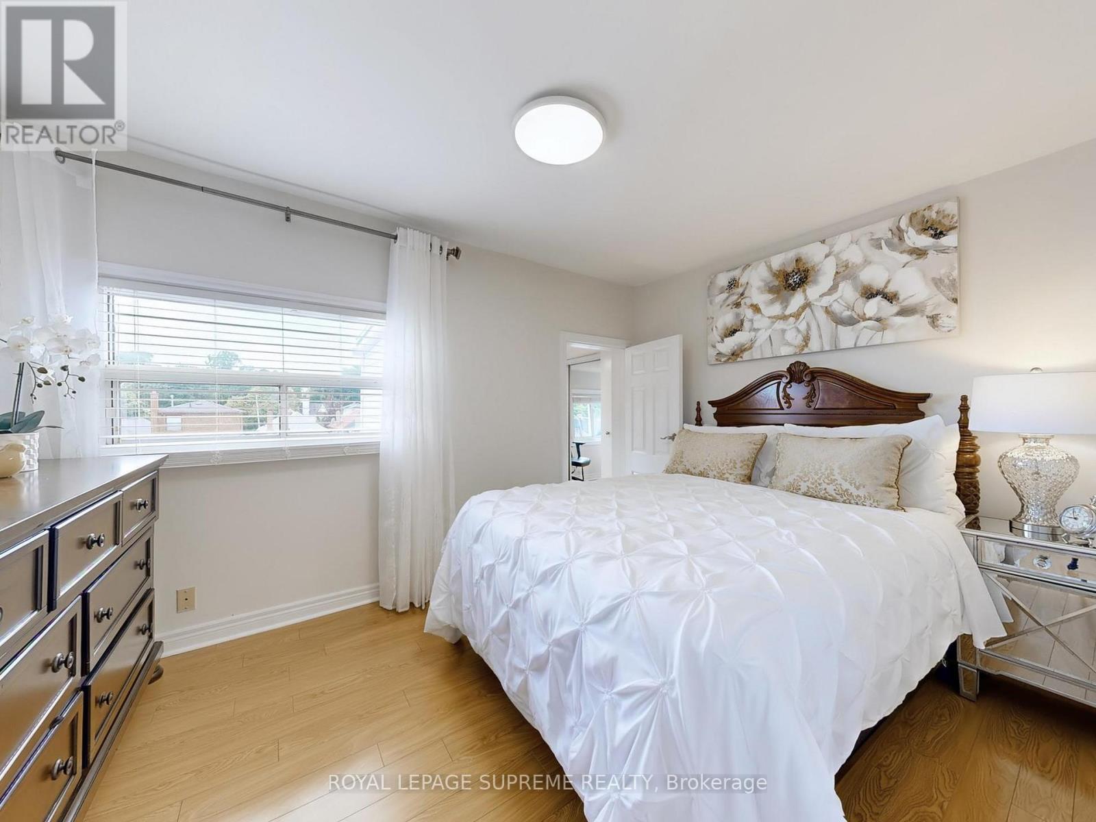 310 Nairn Avenue, Toronto, Ontario  M6E 4H8 - Photo 22 - W12476805
