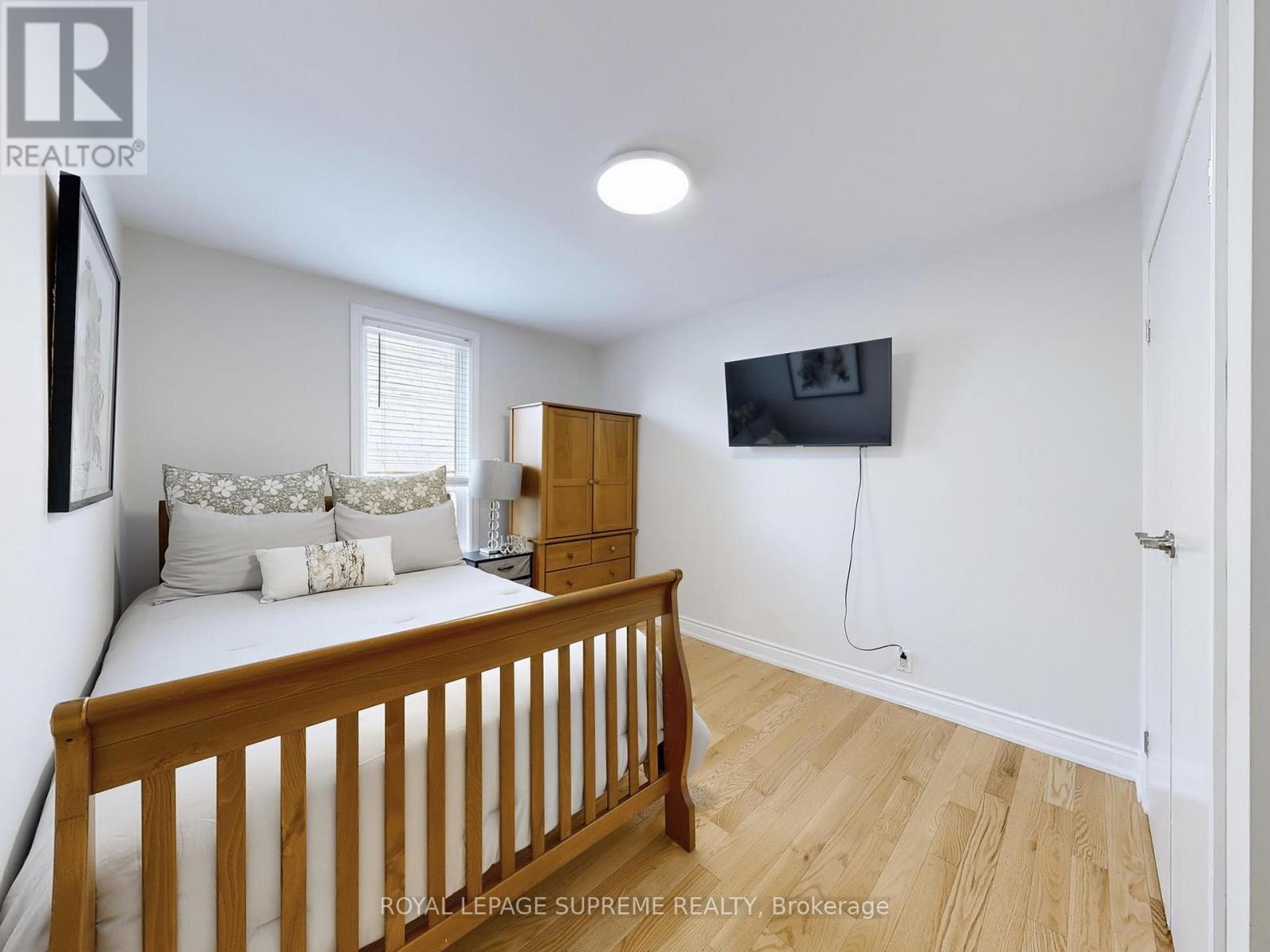 310 Nairn Avenue, Toronto, Ontario  M6E 4H8 - Photo 25 - W12476805