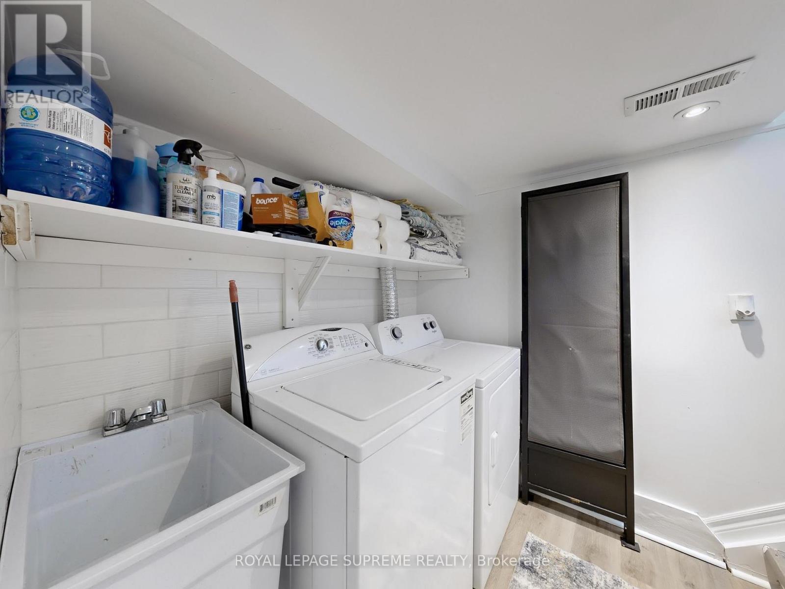 310 Nairn Avenue, Toronto, Ontario  M6E 4H8 - Photo 42 - W12476805