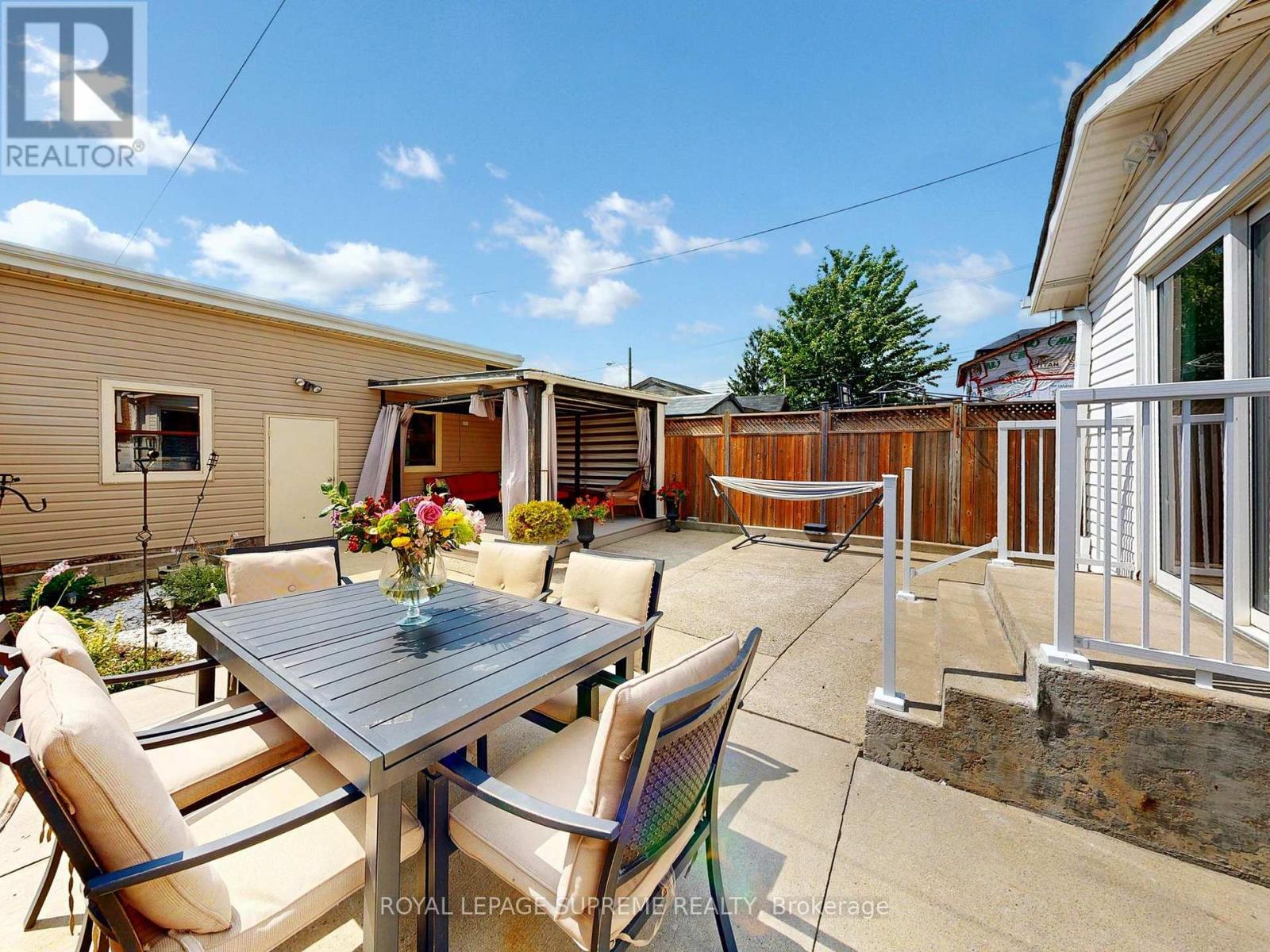 310 Nairn Avenue, Toronto, Ontario  M6E 4H8 - Photo 44 - W12476805