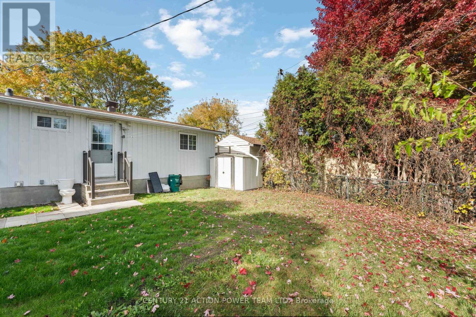 B - 1493 Mariette Street, Ottawa, Ontario  K1E 1L1 - Photo 25 - X12464307