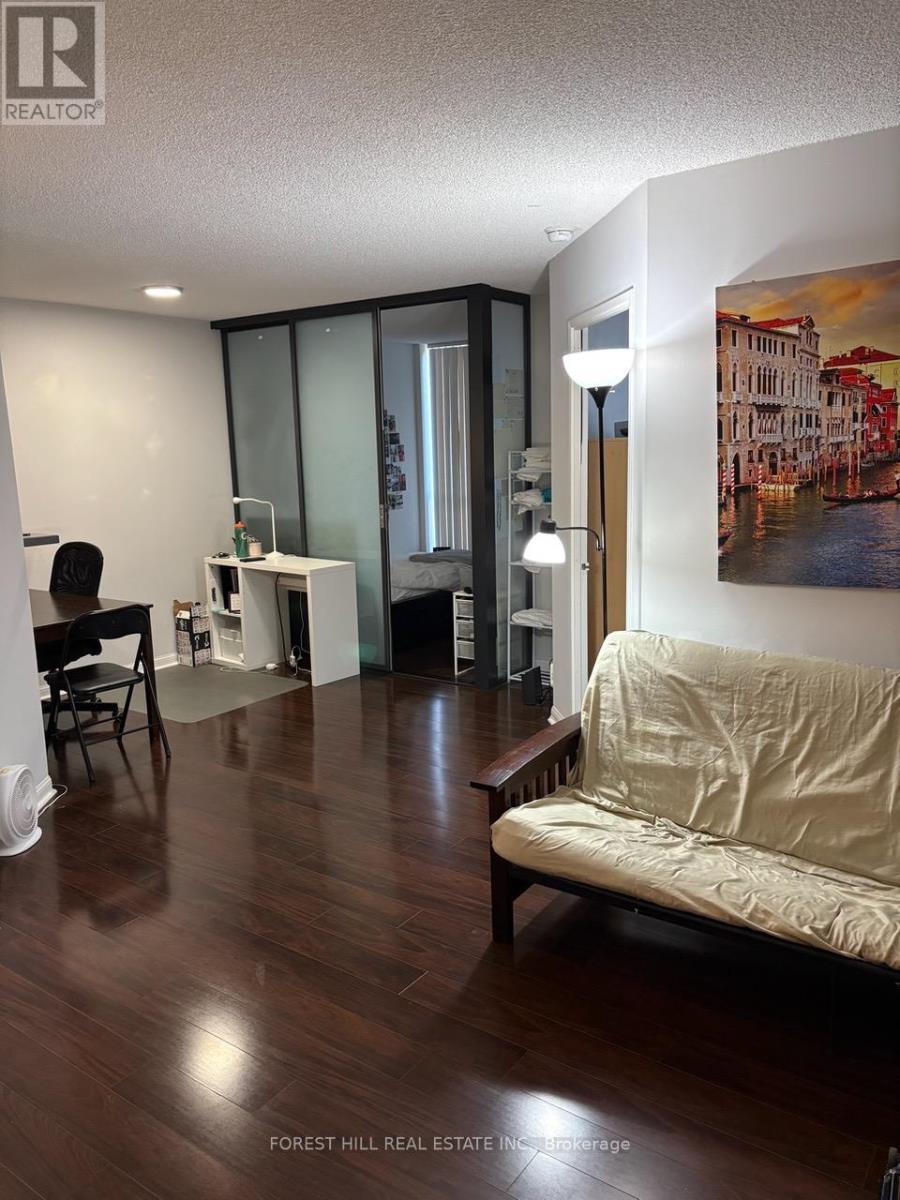 909 - 24 Wellesley Street W, Toronto, Ontario  M4Y 2X6 - Photo 3 - C12476839