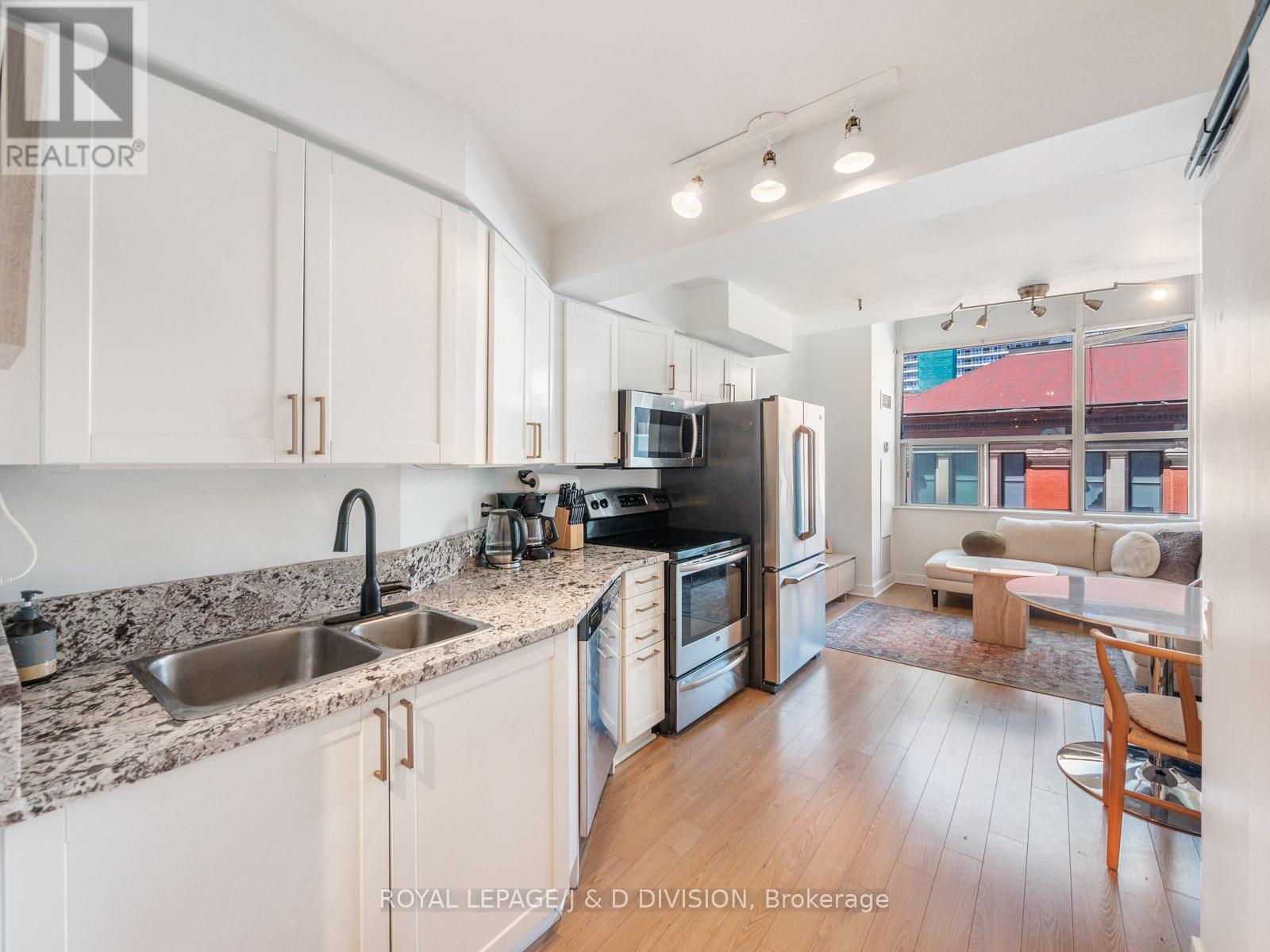 308 - 77 Lombard Street, Toronto, Ontario  M5C 3E1 - Photo 9 - C12476893