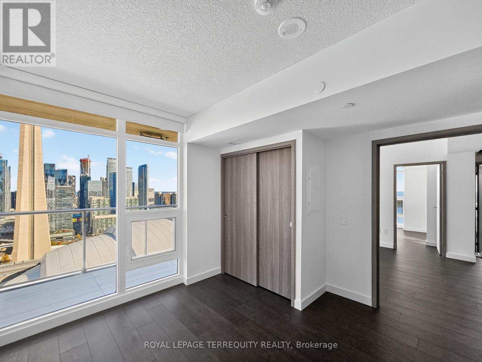4505a - 1 Concord Cityplace Way, Toronto, Ontario  M5V 0X3 - Photo 13 - C12476904