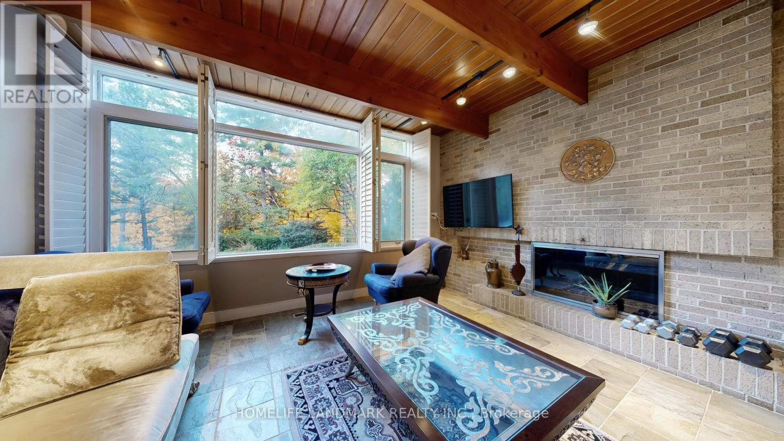 85 Forest Grove Drive, Toronto, Ontario  M2K 1Z4 - Photo 14 - C12476920
