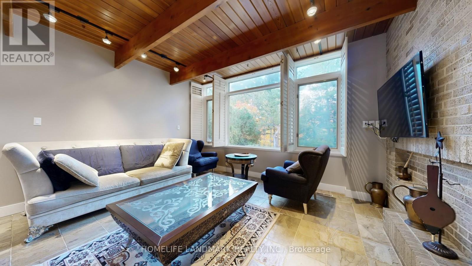 85 Forest Grove Drive, Toronto, Ontario  M2K 1Z4 - Photo 16 - C12476920