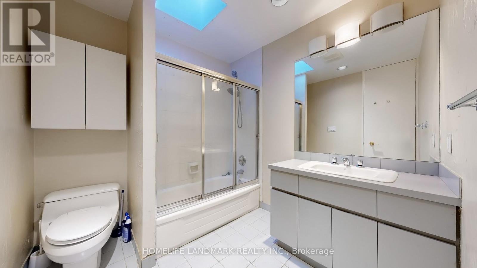 85 Forest Grove Drive, Toronto, Ontario  M2K 1Z4 - Photo 37 - C12476920